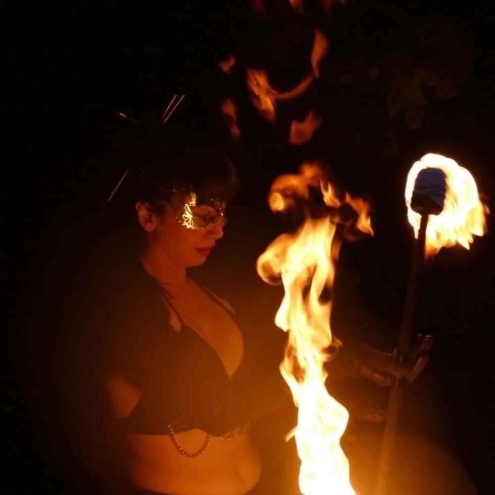 Meet your Posher, Lorrie